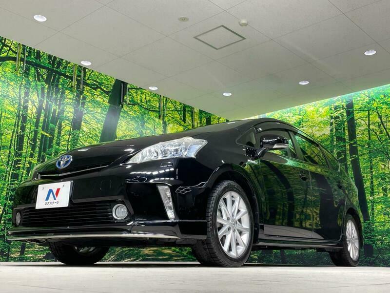 PRIUS ALPHA