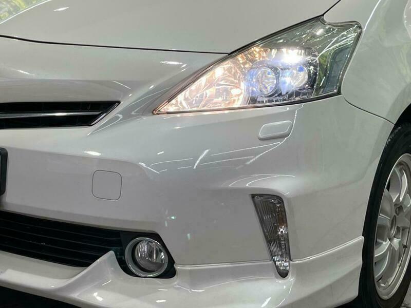 PRIUS ALPHA