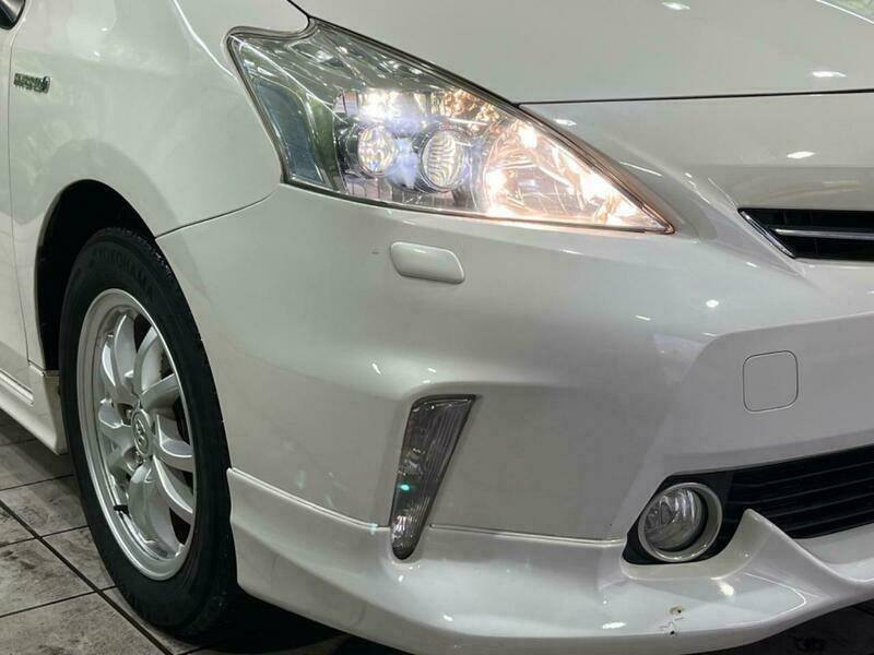 PRIUS ALPHA