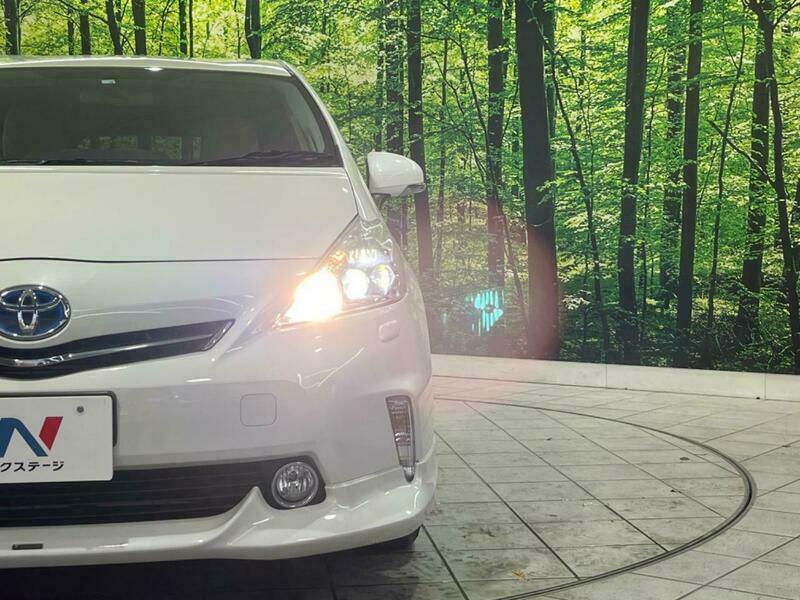 PRIUS ALPHA