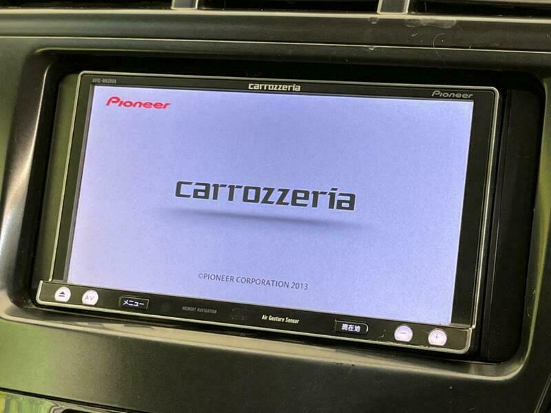 PRIUS ALPHA