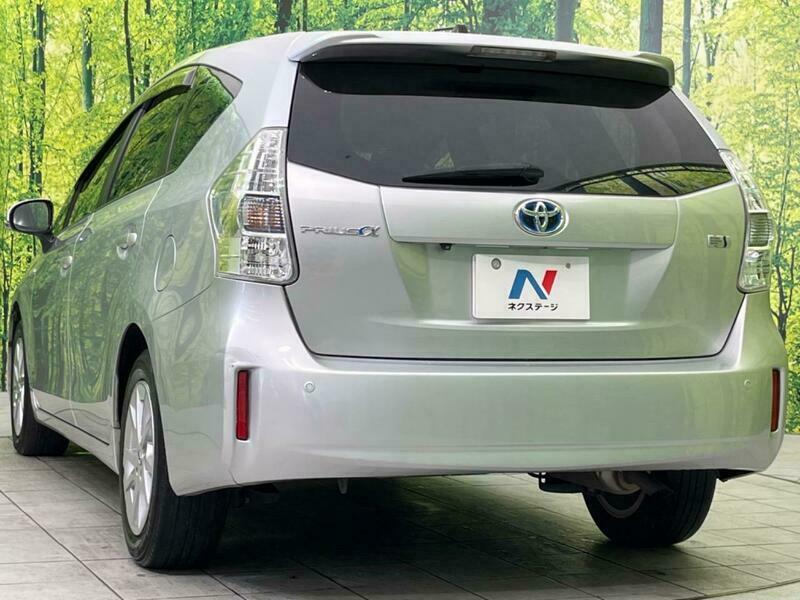 PRIUS ALPHA
