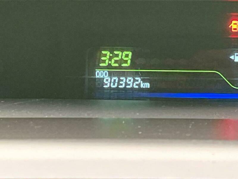PRIUS ALPHA