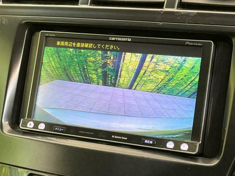 PRIUS ALPHA