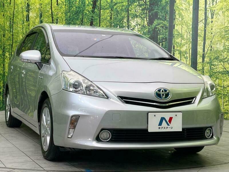 PRIUS ALPHA