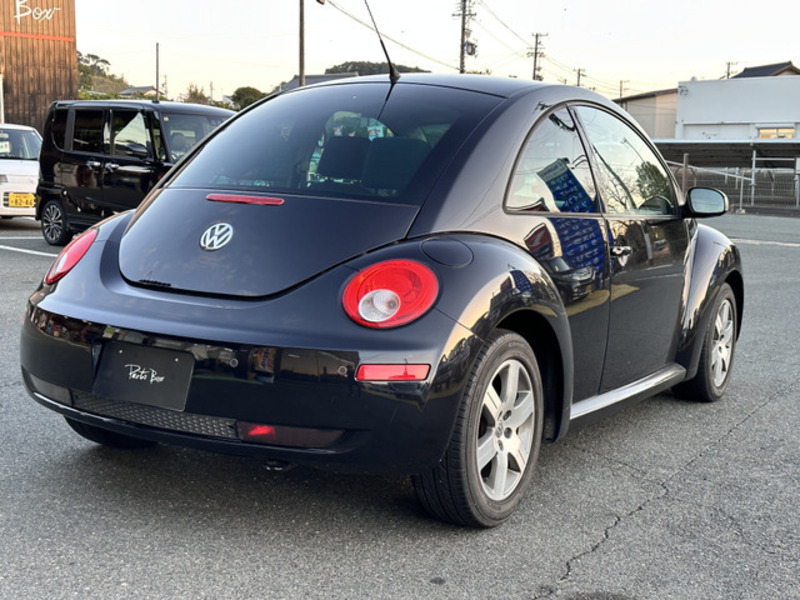 NEW BEETLE
