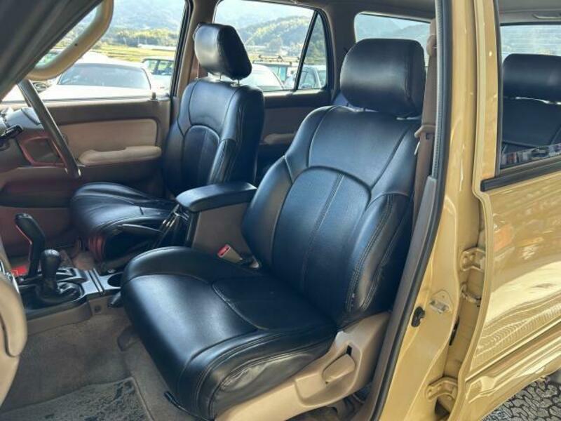 HILUX SURF