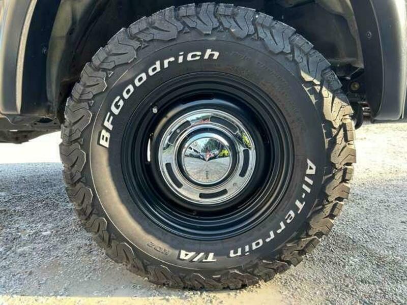 HILUX SURF