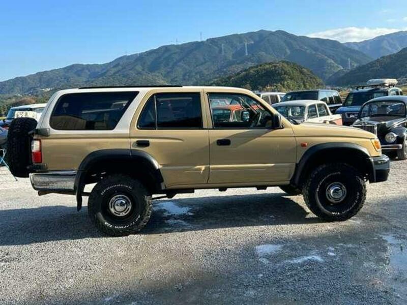 HILUX SURF