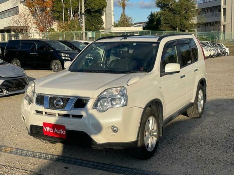 X-TRAIL