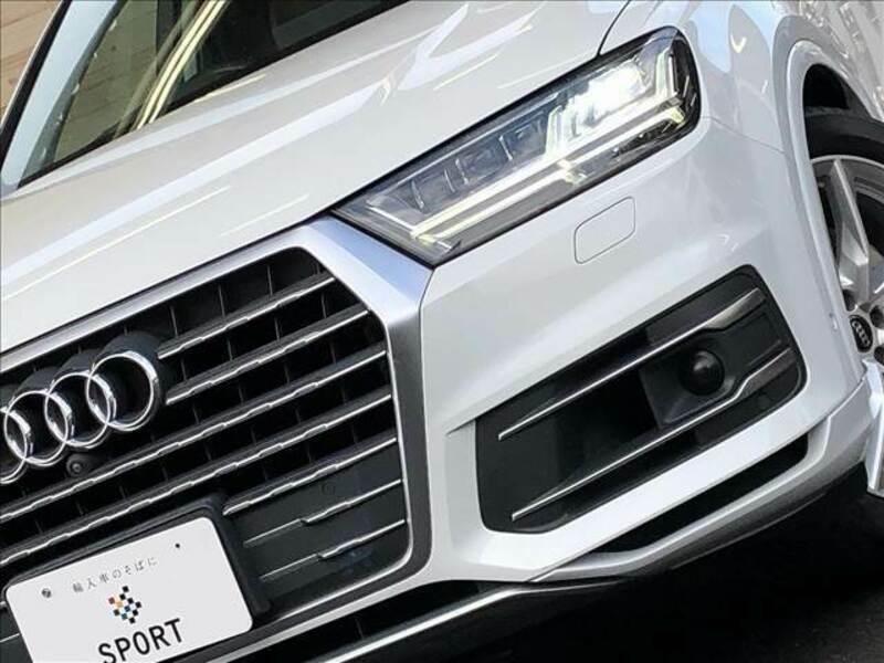 Q7