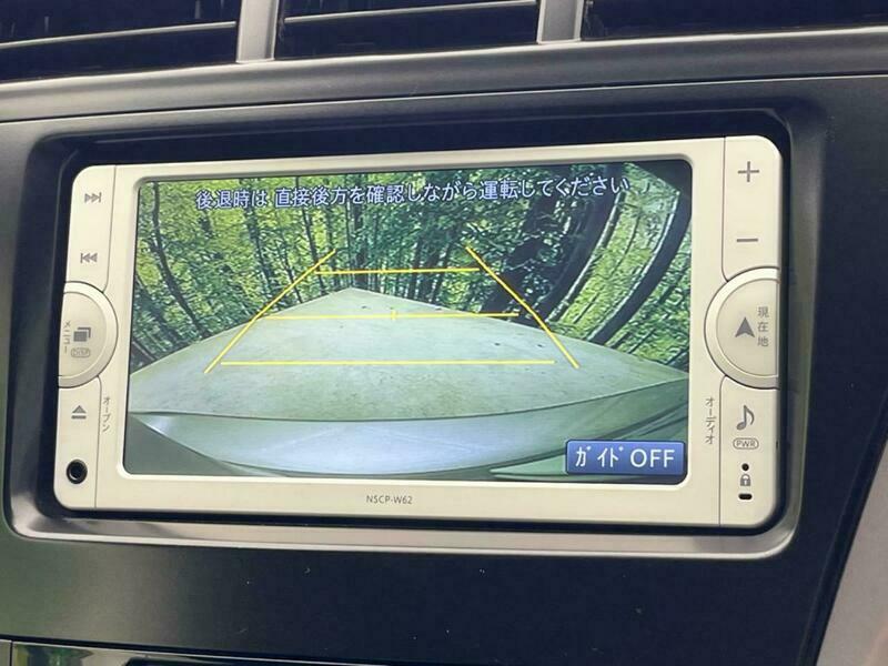 PRIUS ALPHA
