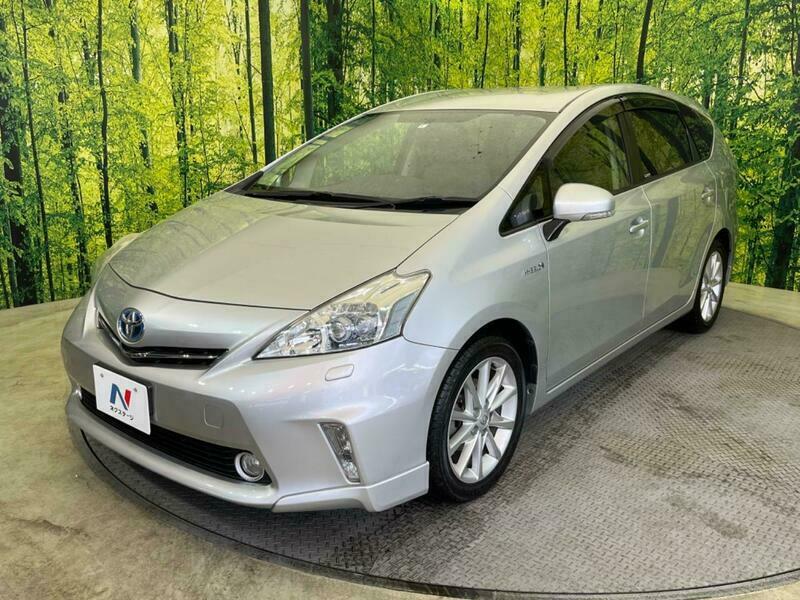 PRIUS ALPHA