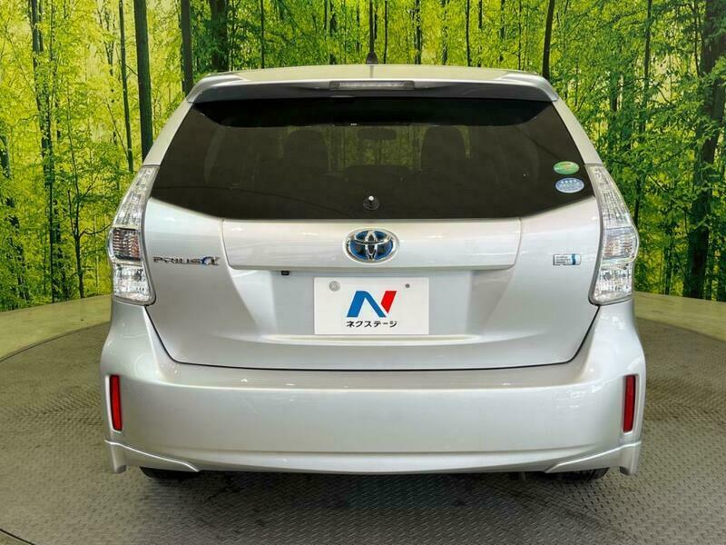 PRIUS ALPHA