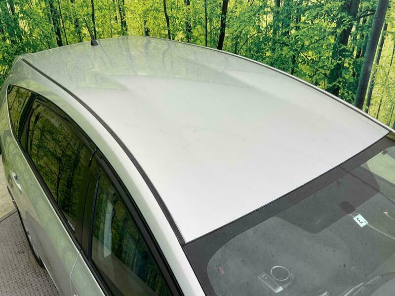 PRIUS ALPHA