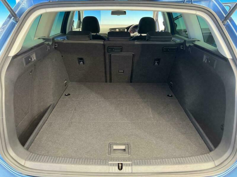 GOLF VARIANT