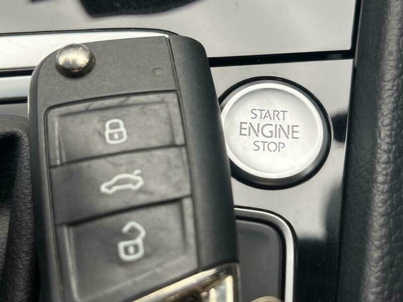 GOLF VARIANT