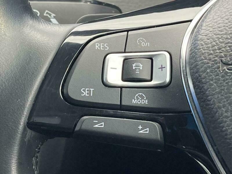 GOLF VARIANT