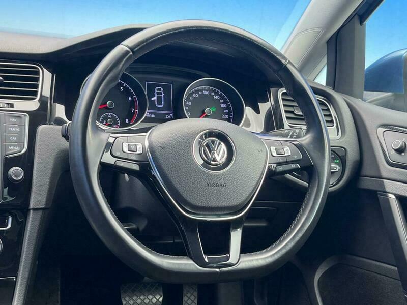 GOLF VARIANT