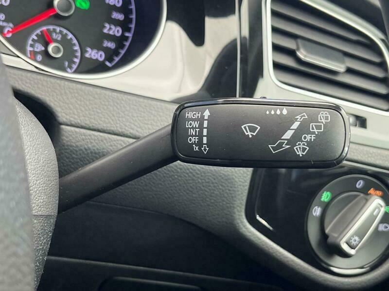 GOLF VARIANT