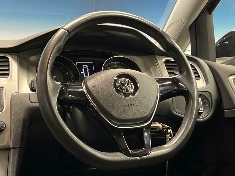 GOLF VARIANT