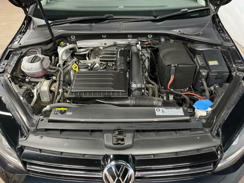 GOLF VARIANT
