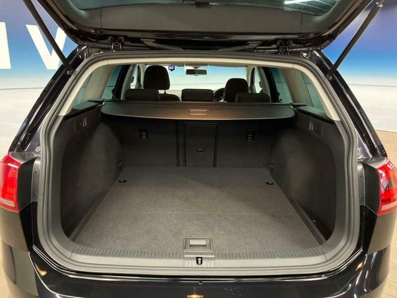 GOLF VARIANT