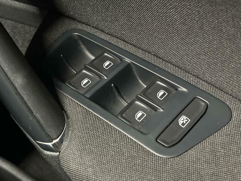 GOLF VARIANT