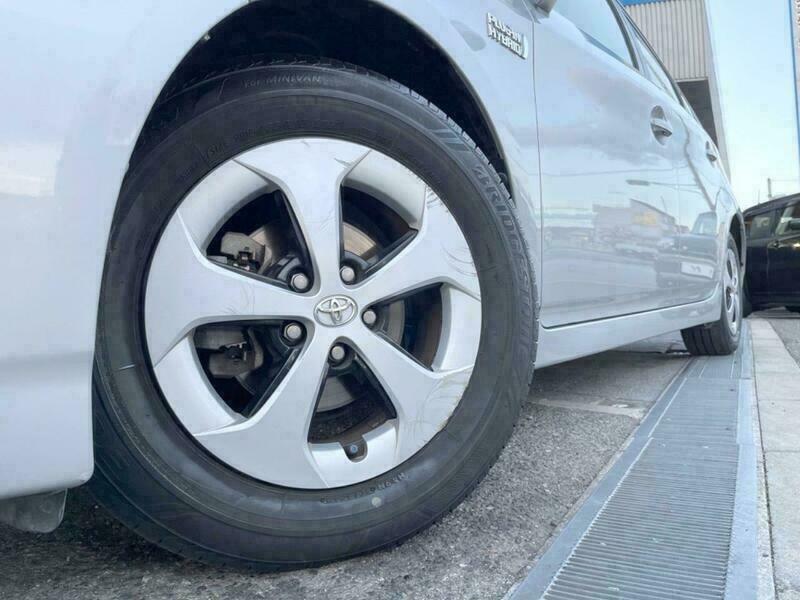 PRIUS PHV