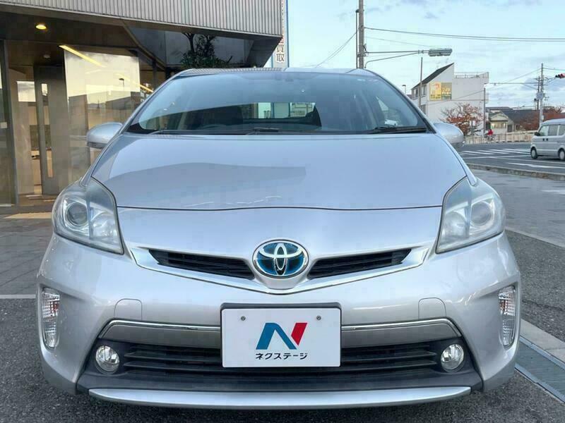 PRIUS PHV