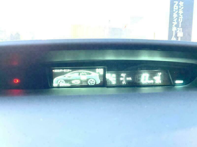 PRIUS PHV