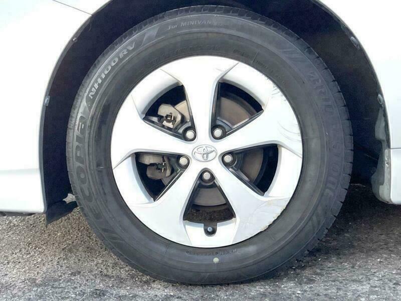 PRIUS PHV