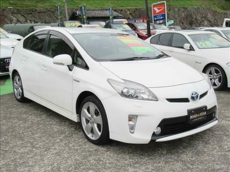 PRIUS-8