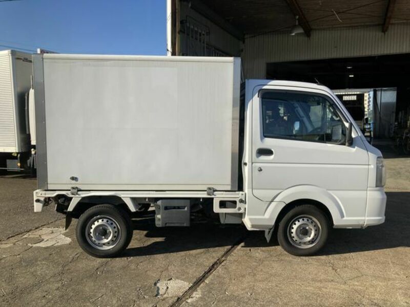CARRY TRUCK