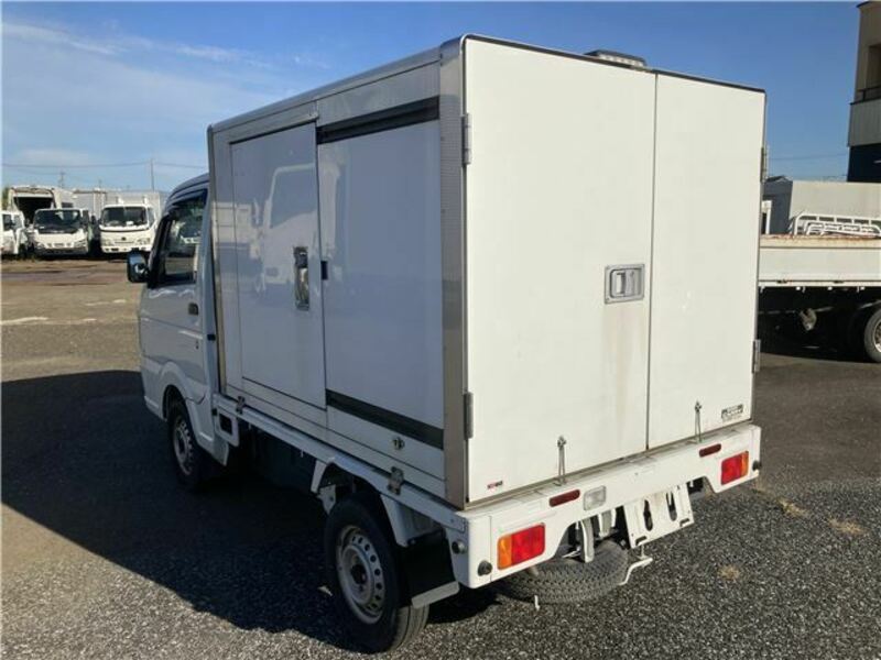 CARRY TRUCK