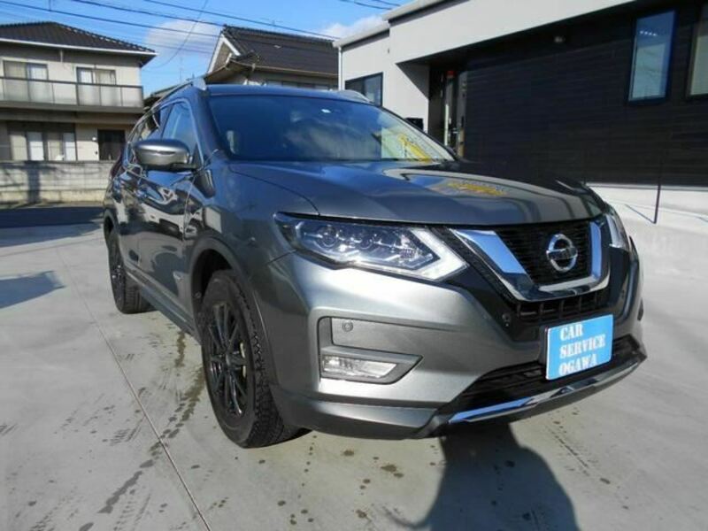 X-TRAIL