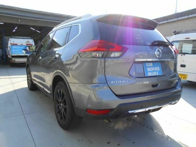 X-TRAIL