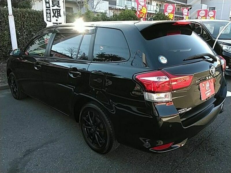 COROLLA FIELDER
