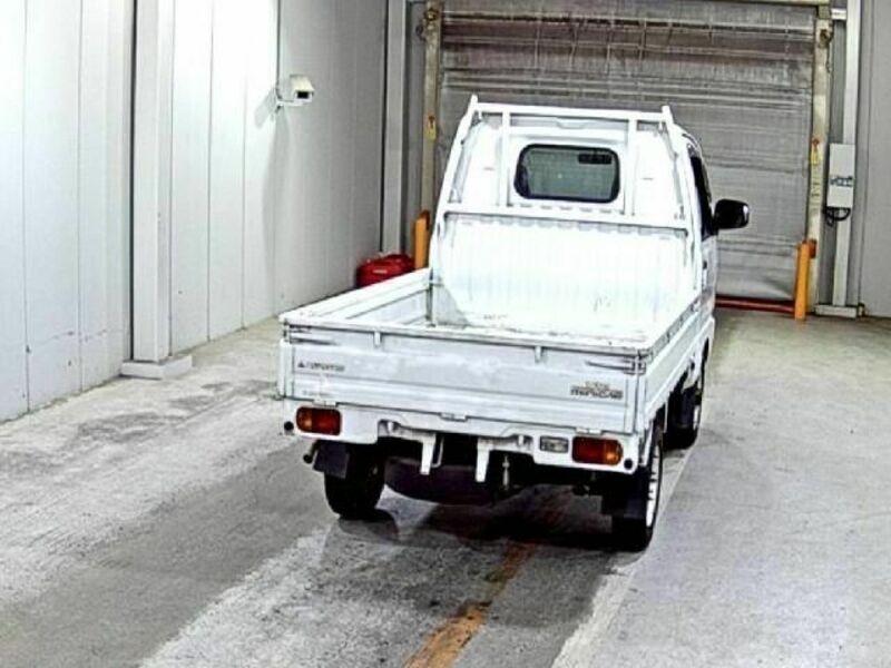 MINICAB TRUCK