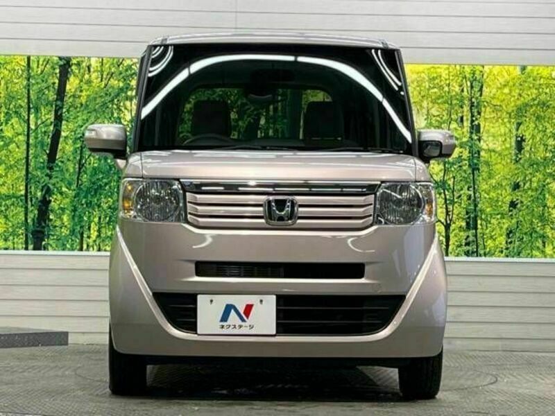 N BOX