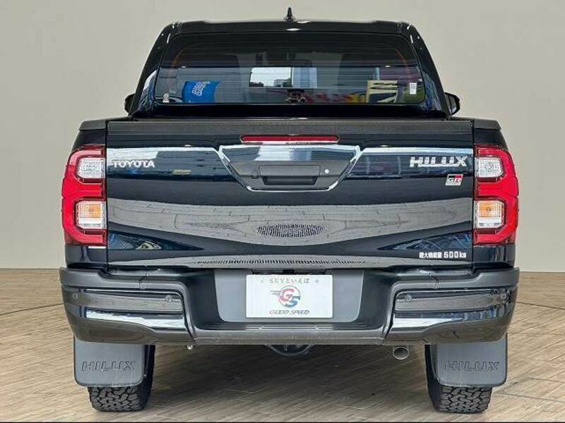 HILUX
