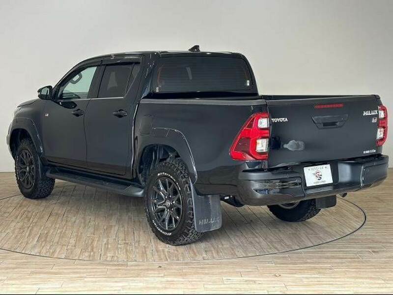 HILUX