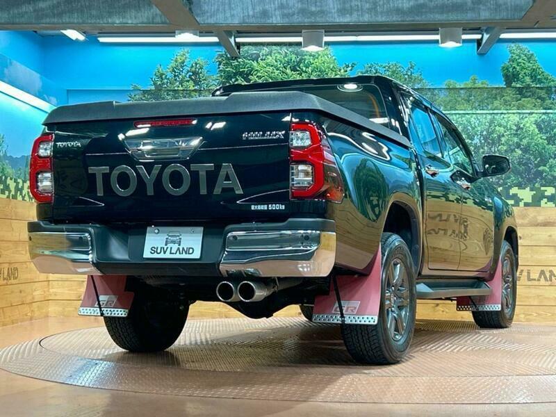 HILUX