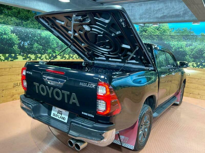 HILUX