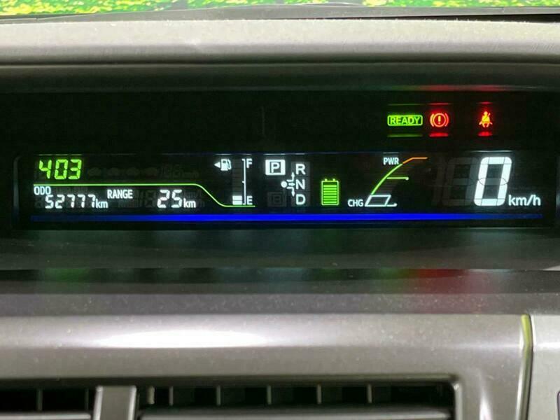 PRIUS ALPHA