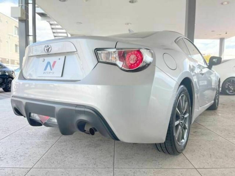 86