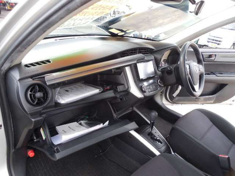 COROLLA FIELDER