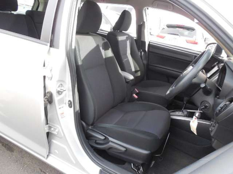 COROLLA FIELDER