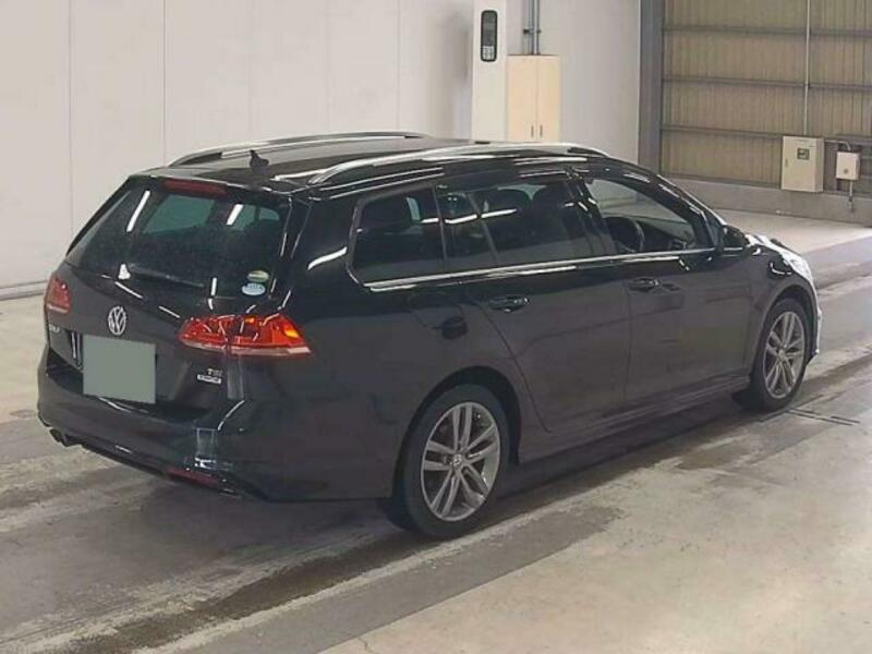 GOLF VARIANT