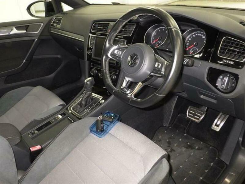 GOLF VARIANT